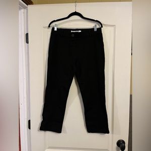 Betabrand Capri black dress yoga pants medium M for work cropped 24” inseam